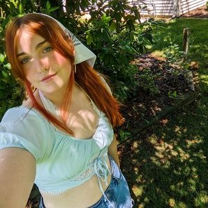 Meet your Posher, Molly